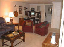 images/HouseJimsOffice.jpg (62315 bytes)